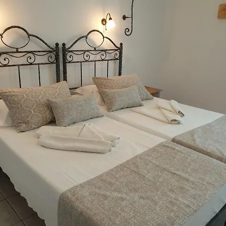 Sifnos Benaki Hotel 2*