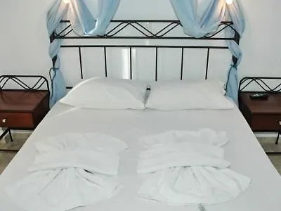 Sifnos Benaki Platis Gialos (Sifnos)