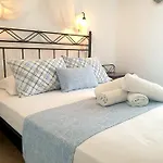 Sifnos Benaki Platis Gialos (Sifnos)