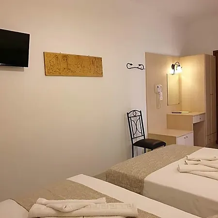 Otel Sifnos Benaki 2*