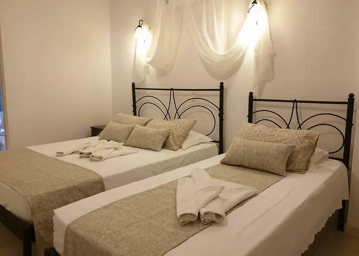 Sifnos Benaki Platis Gialos (Sifnos)