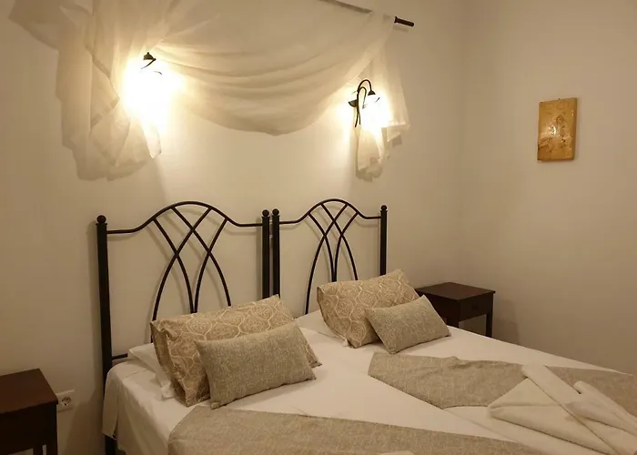 Sifnos Benaki Platis Gialos (Sifnos)